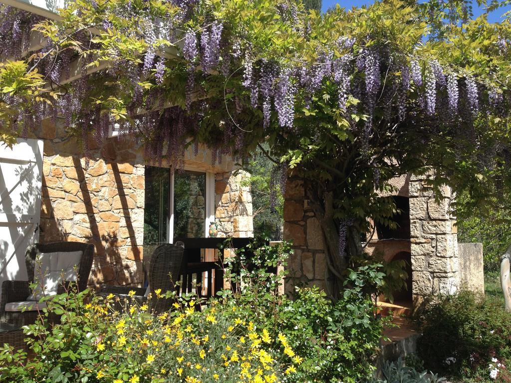 Bastide De L'Ovalie Gites Bagnols-en-Forêt Exterior foto